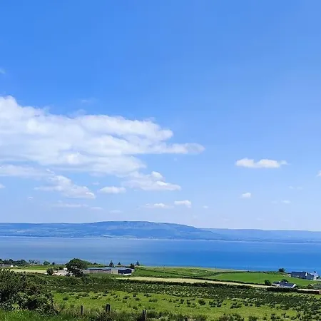 Ferienhaus Tullyally's View