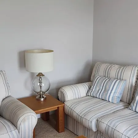 Tullyally's View بيت للعطل *