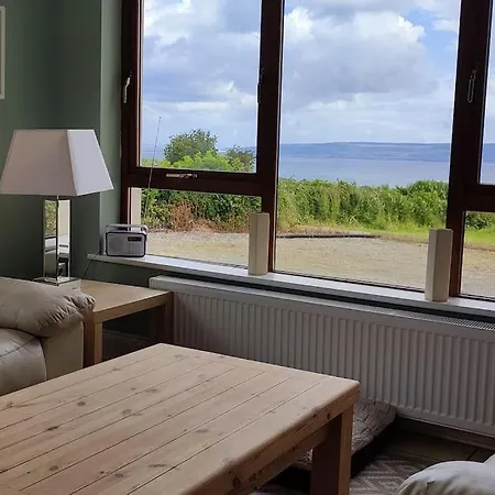 بيت للعطل Tullyally's View